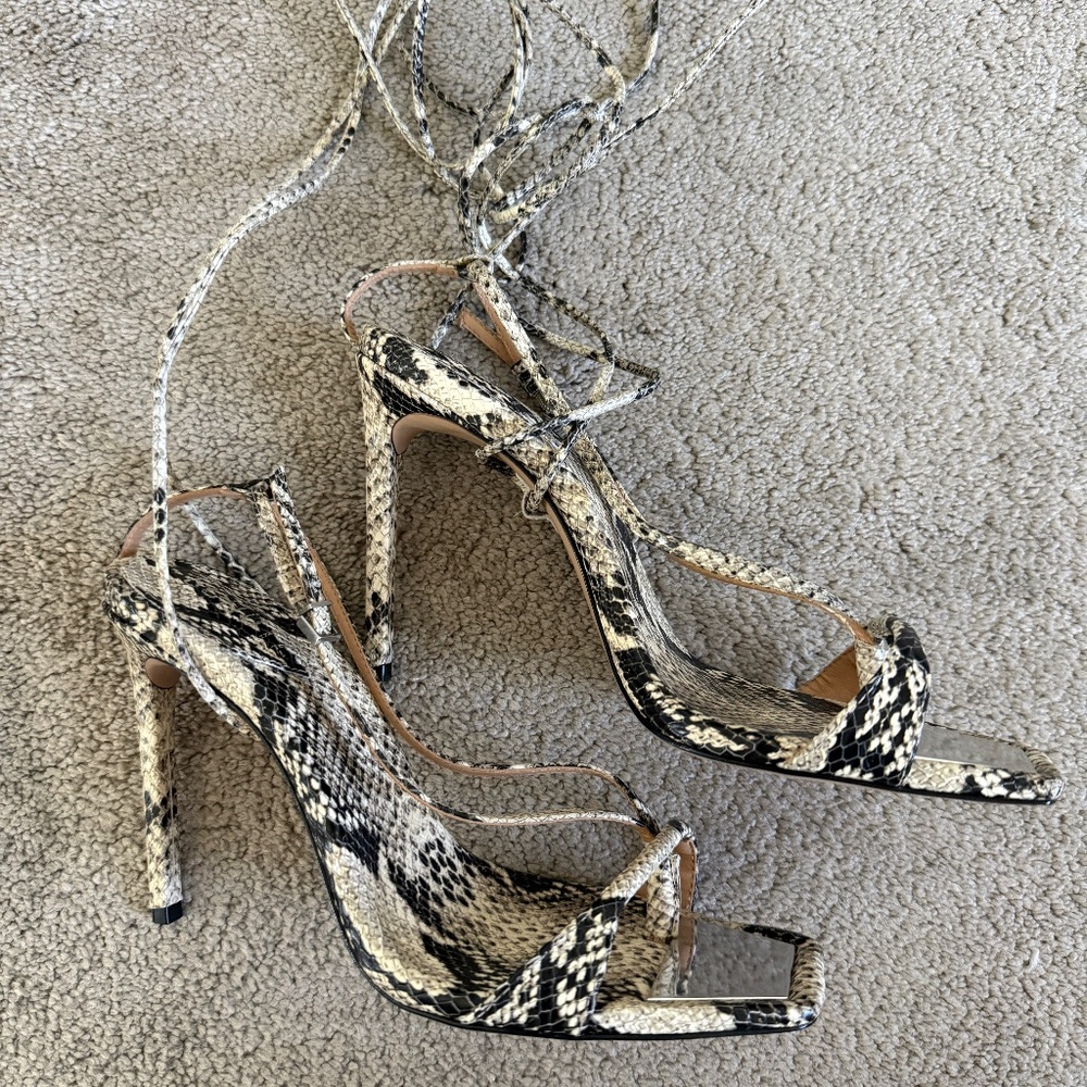 SCHUTZ Snake skin color stiletto heels